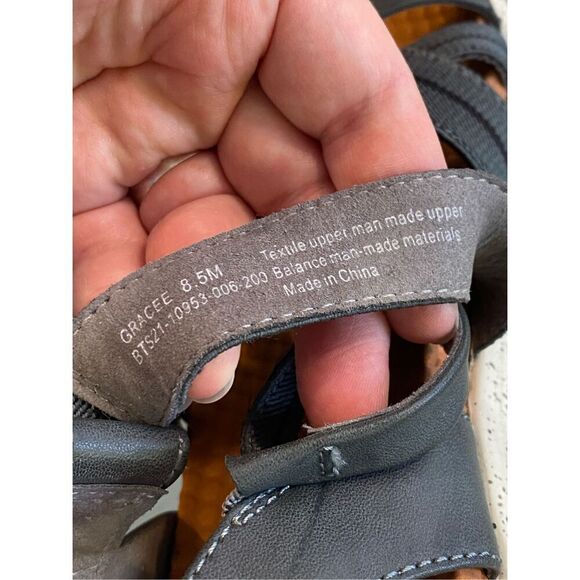 BARETRAPS • Gracee Gray/Conac Orange/White Foam Sole Strappy Hook/Loop Closure O - Picture 9 of 13